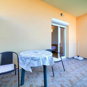 Petra Appartamento Krk Town