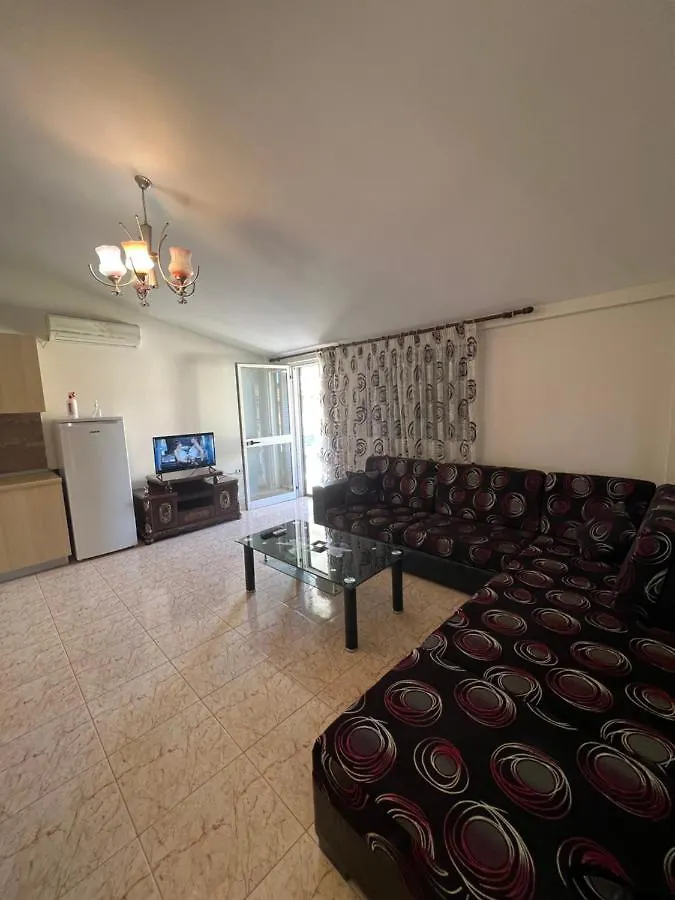 Casa de Férias House For Rent Jurgen Vila Golem