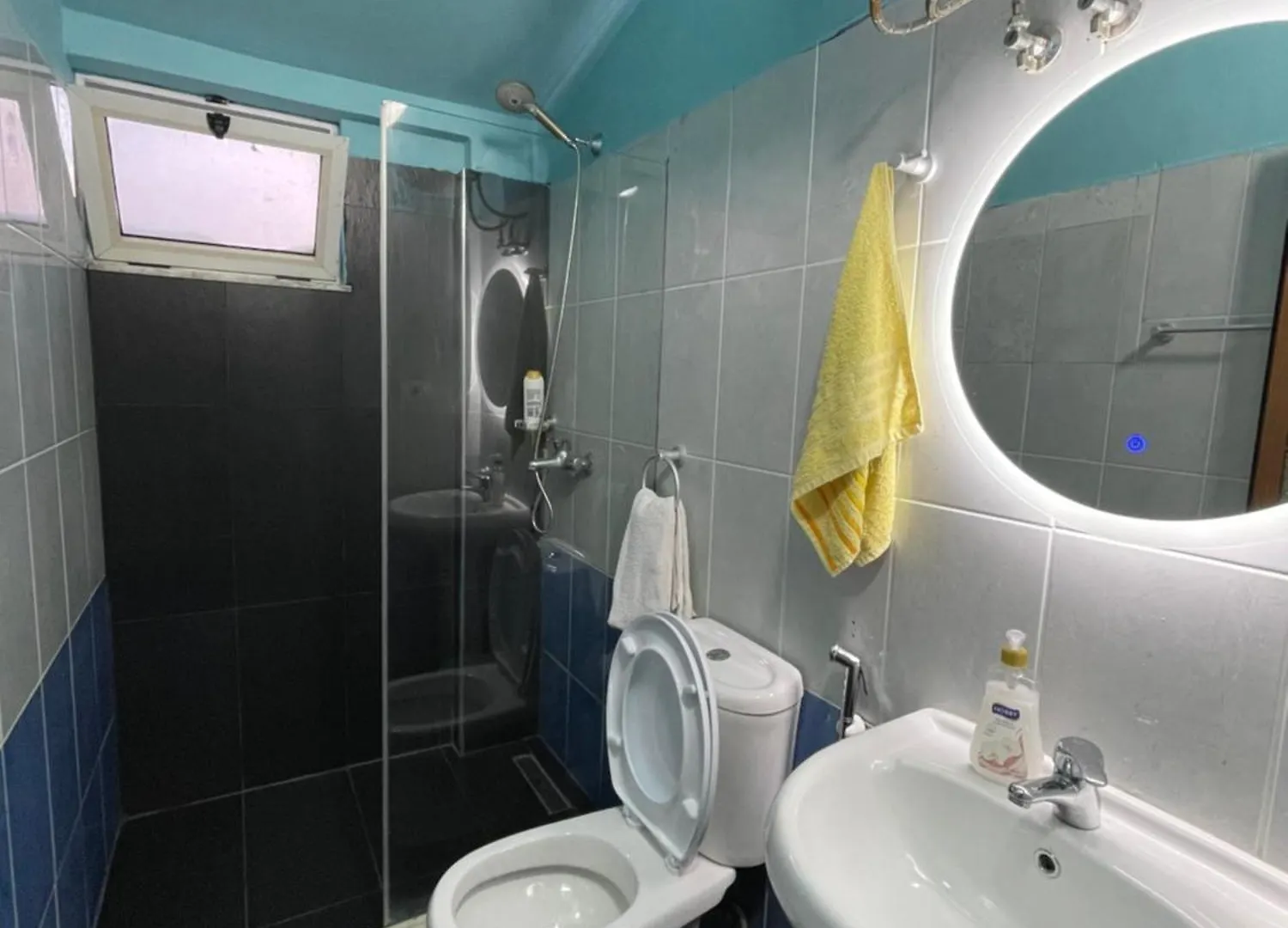 Villa House For Rent Jurgen Golem  Casa vacanze Golem (Tirana)